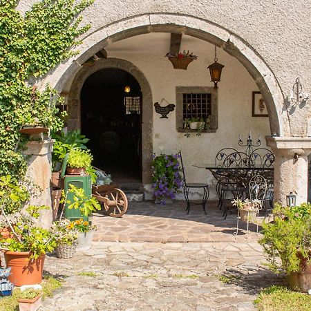 A Casa Di Gianni E Mari Bed & Breakfast Vestone Exterior photo