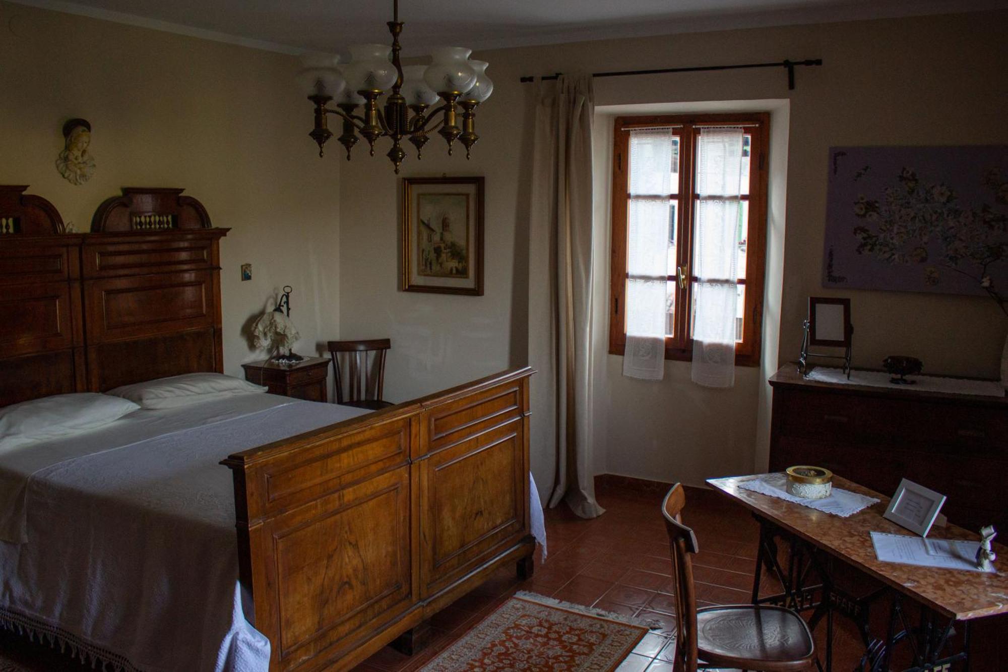 A Casa Di Gianni E Mari Bed & Breakfast Vestone Exterior photo