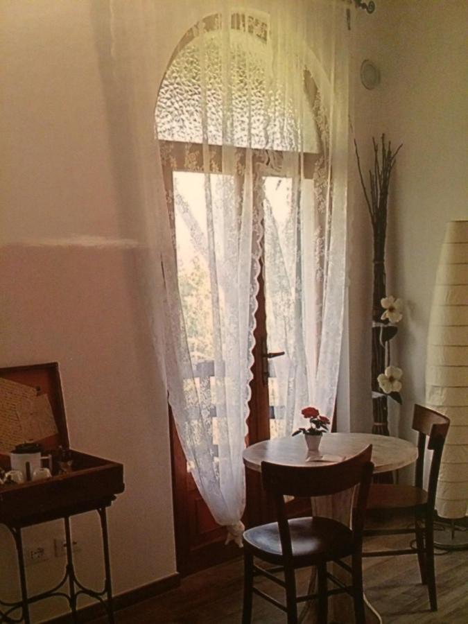 A Casa Di Gianni E Mari Bed & Breakfast Vestone Exterior photo
